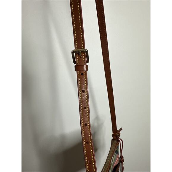 DOONEY & BOURKE Leather Letter Carrier Bag Tartan Print Crossbody Preppy y2k - Picture 8 of 16